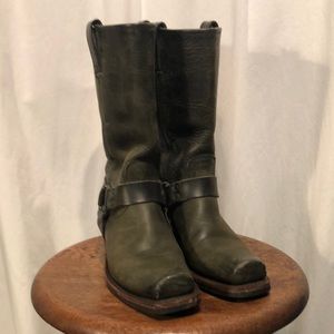 Frye Harness Boots olive